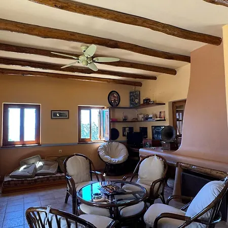 Kalamata Natural Stone Seaview Sanctuary بيت للعطل Megali Mantineia