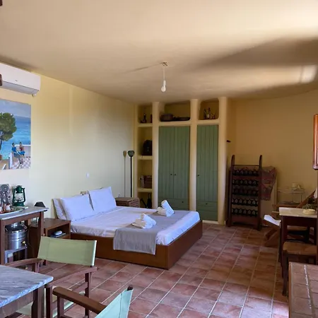 Σπίτι διακοπών Kalamata Natural Stone Seaview Sanctuary Megali Mantineia