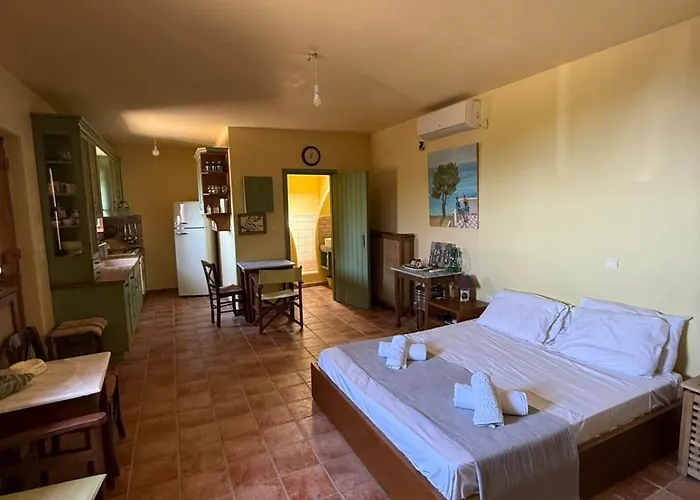 Kalamata Natural Stone Seaview Sanctuary * Megali Mantineia